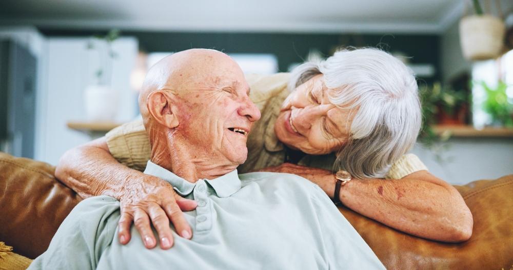 An elderly couple discusses how survivorship life insurance policies are helpful